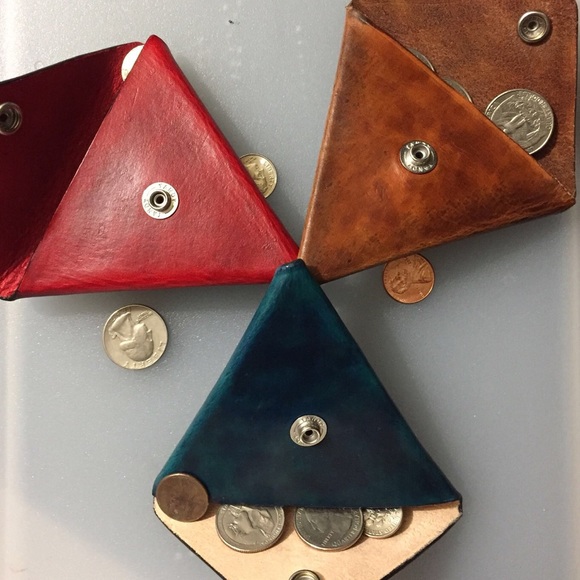 Handmade leather pouches - Picture 2 of 8